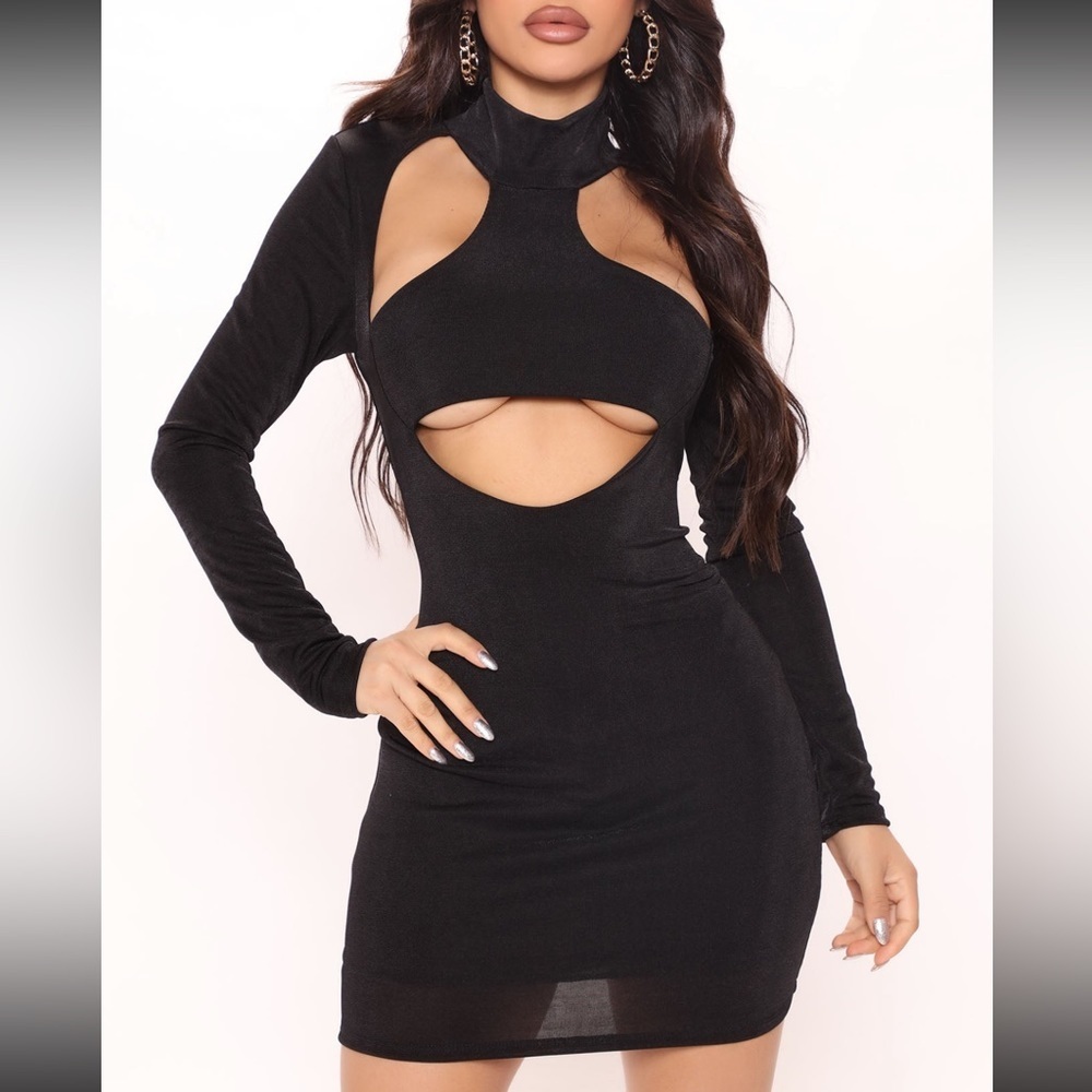 NWT Cut Out Long Sleeve Mini Dress - Black - Medium